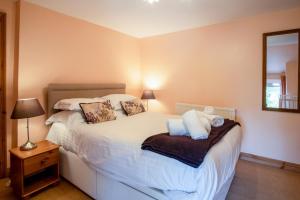 Bullcroft - 6 Bedroom House - Oxwich