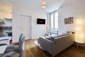 The Winter, Netflix, Downtown, Quiet & Comfortable