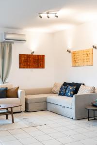 Casa Giovanni By Ezoria Villas