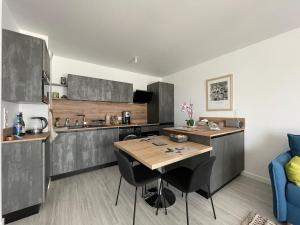 Appartements T2 - terrasse - parking - linge inclu : photos des chambres