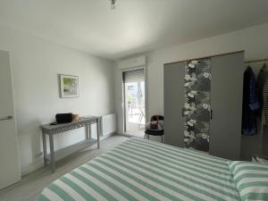 Appartements T2 - terrasse - parking - linge inclu : photos des chambres