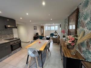 Appartements Logement chez l-habitant : photos des chambres
