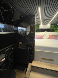 Bed&Bus met dakterras