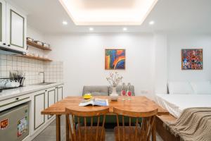 La Belle Vue in Central-Rooftop Garden Pool-Elevator-Airport Pickup