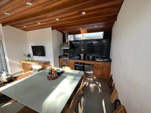 LVR 14 - Cobertura com churrasqueira e próximo ao Capivari