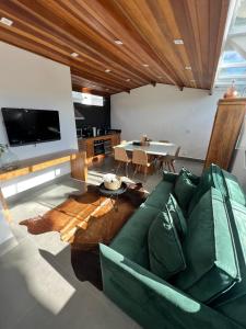 LVR 14 - Cobertura com churrasqueira e próximo ao Capivari