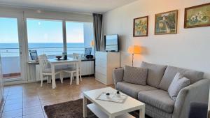 1-78, Seeseite, Haus Metropol, 4 Etage