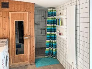 Holiday Home Kapitänshaus Leo by Interhome