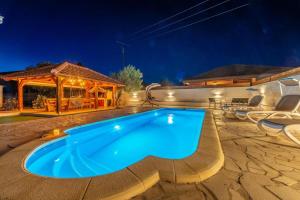 Apartman Luka Peka 