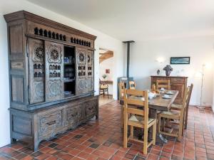 Holiday Home Ti Loïk by Interhome