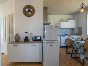 Maisons de vacances Holiday Home La Grande Roche - POD101 by Interhome : photos des chambres