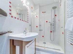 Apartment Nad Łomniczką-3 by Interhome