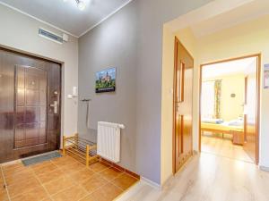 Apartment Nad Łomniczką-3 by Interhome