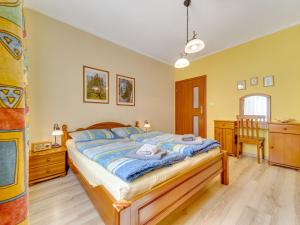 Apartment Nad Łomniczką-3 by Interhome