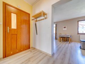 Apartment Nad Łomniczką-3 by Interhome