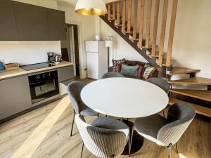 Apartment Dromaè-1 by Interhome
