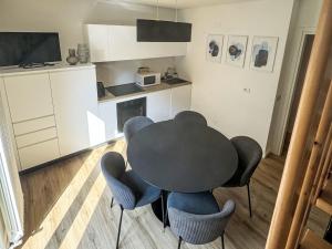 Apartment Dromaè-3 by Interhome