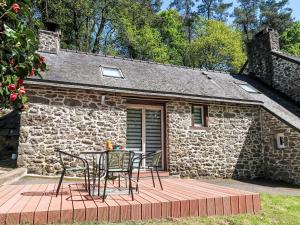 Maisons de vacances Holiday Home La Fee Margot by Interhome : photos des chambres