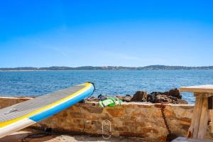 Maison sur leau-Hyères-Almanarre-Parkings Clim WIFI By HC