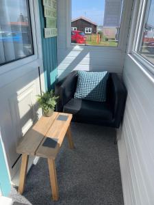 Park View holiday chalet, close to the dog friendly beach