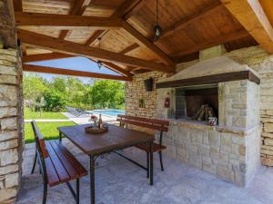 Villa Jolanda by Interhome