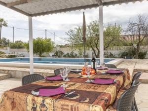 Villa Junqué-Verdure by Interhome