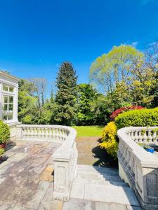 Larchmount House B&B