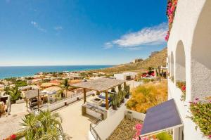 Villa Cerca Del Cielo by Cabo Villas