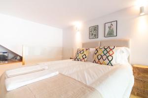 Cozy Mezzanine Hideaway w AC by LovelyStay