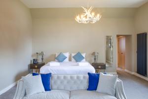 Bonnie Lodge by Broadford Hotel