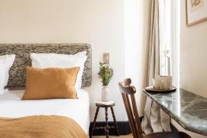 Hotels Hotel de la Gaite : photos des chambres