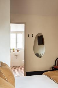 Hotels Hotel de la Gaite : photos des chambres