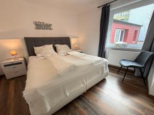 PrimeLoft Igel - Balkon - zentrale Lage - große Küche - stilvoll & modern - bis 6 Pers - mit Parkplatz