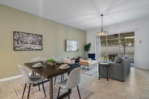 CONDO 2bed2bath next to Disney w Free Water Park