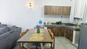 Serene 3Br Apartment in Nyali with AC, Swmming Pool & Beach Proximity