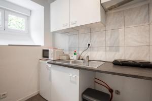 Appartements Spacieux Studio, Maison de Maitre, Parking Gratuit sur Place, MULHOUSE CENTRE : photos des chambres