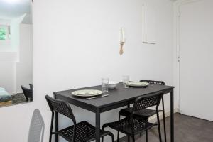 Appartements Spacieux Studio, Maison de Maitre, Parking Gratuit sur Place, MULHOUSE CENTRE : photos des chambres