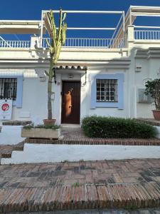 Aloha Pueblo, Garden , Rooftop View Marbella 3-Storey Townhouse