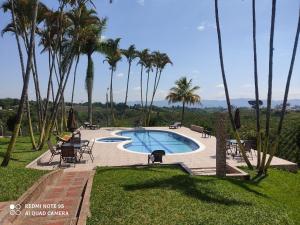 La Rochelita - Finca Privada en el Eje Cafetero capacidad para 30 personas