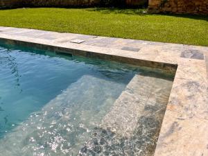 B&B / Chambres d'hotes Suites de Bruoux : photos des chambres