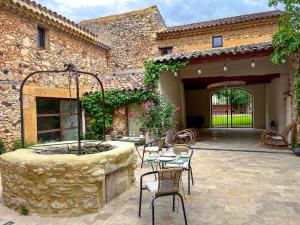 B&B / Chambres d'hotes Suites de Bruoux : photos des chambres