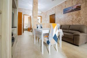 [Reni House]-Bright apartment+free park