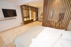 Royal Olive Residence