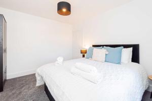 Spacious 3 Bedroom Home with Garden in Doncaster