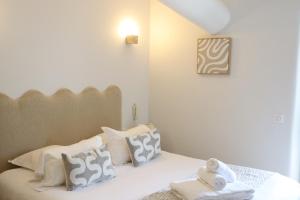 Hotels Mas des Romarins, The Originals Relais : photos des chambres