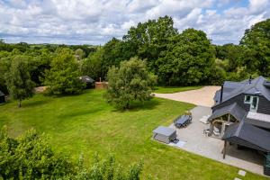 Secluded Countryside Home, Hot Tub, Onsite Pub, Pool Table, Sleeps upto 13, Perfect for a family get together