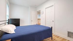 6 bedroom House Short Walk to Niagara Falls