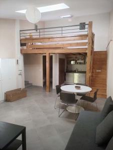 Appartements GitesLuberon 3 : photos des chambres