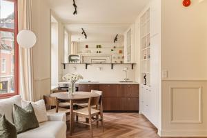 F7 l Architects Choice