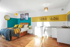 Beautiful 4 Bedroom Home with Parking in Rugby